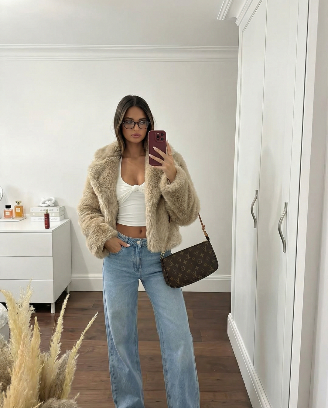 Nina | Winter Fluffy Faux Fur Jacket Beige