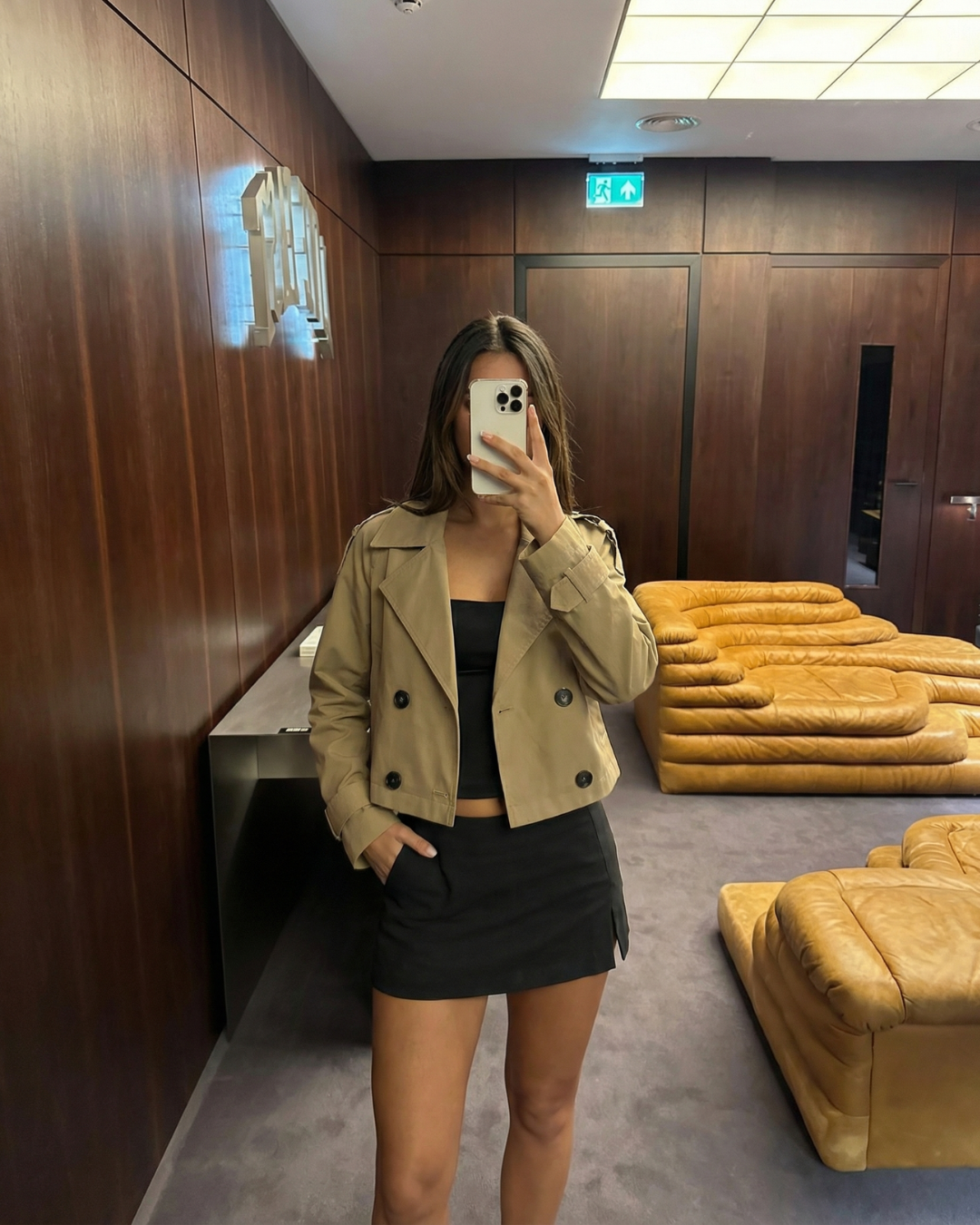 Vera | Cropped Double Breasted Trench Coat Beige