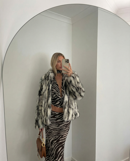 Lux | Grey Patterned Faux Fur Coat Grey