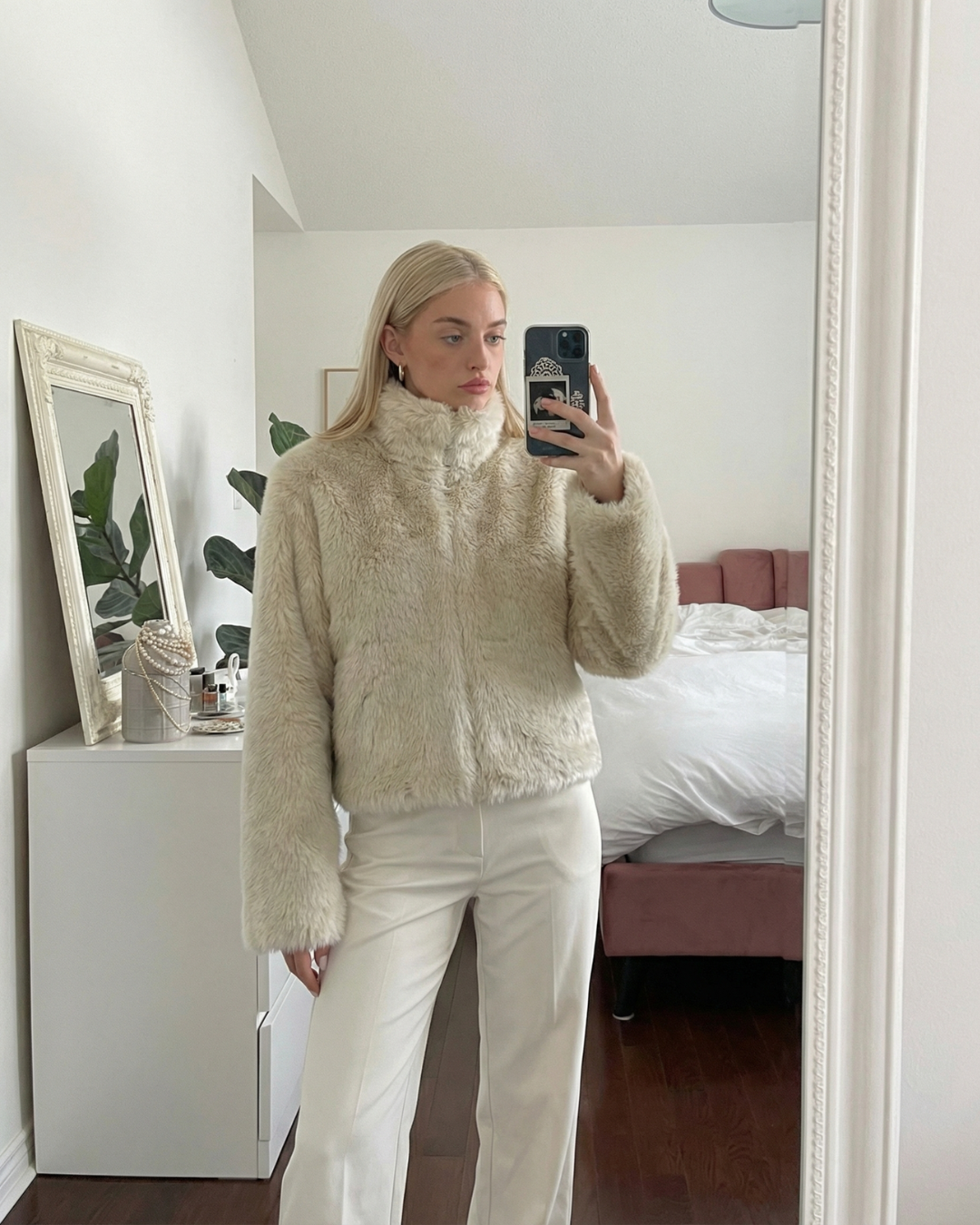 Elise | Smart Casual Cropped Faux Fur Jacket