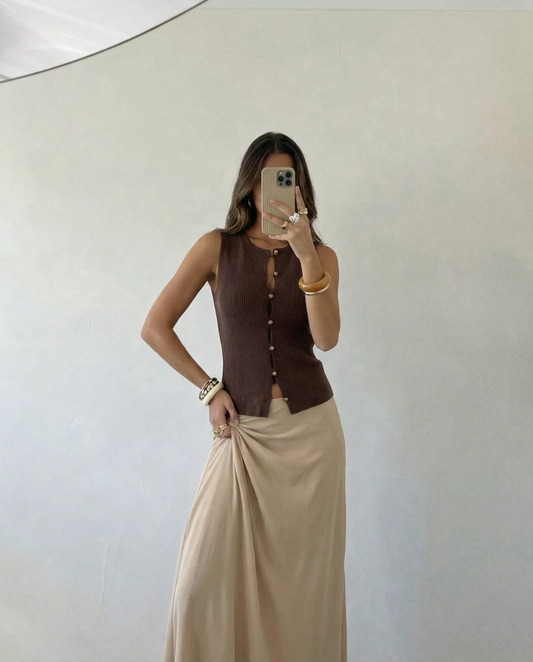 Vera | Ribbed Knit Sleeveless Cardigan Brown Button Front