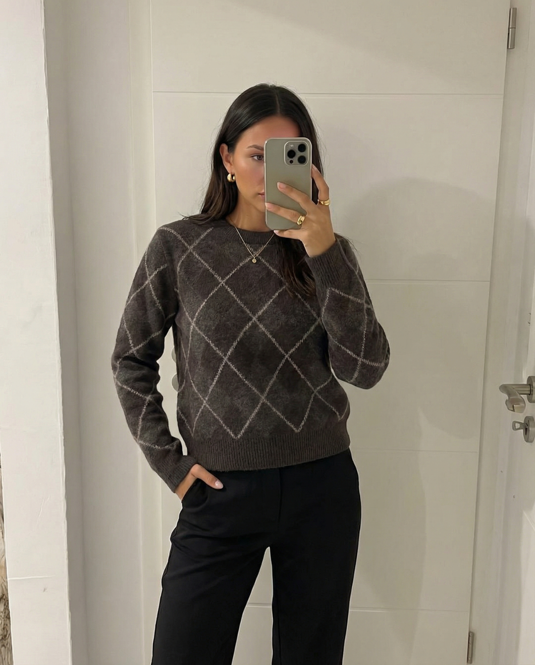 Margot | Casual Argyle Knitted Top Brown Diamond Pattern