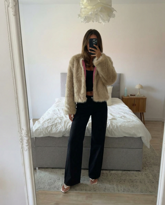 Alba | Casual Cropped Faux Fur Jacket Beige