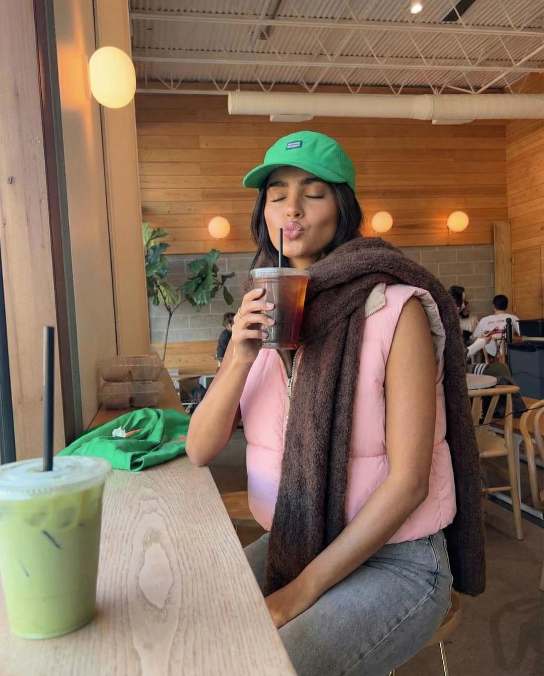 Vera | Quilted Puffer Vest Pink Reversible Sherpa Collar