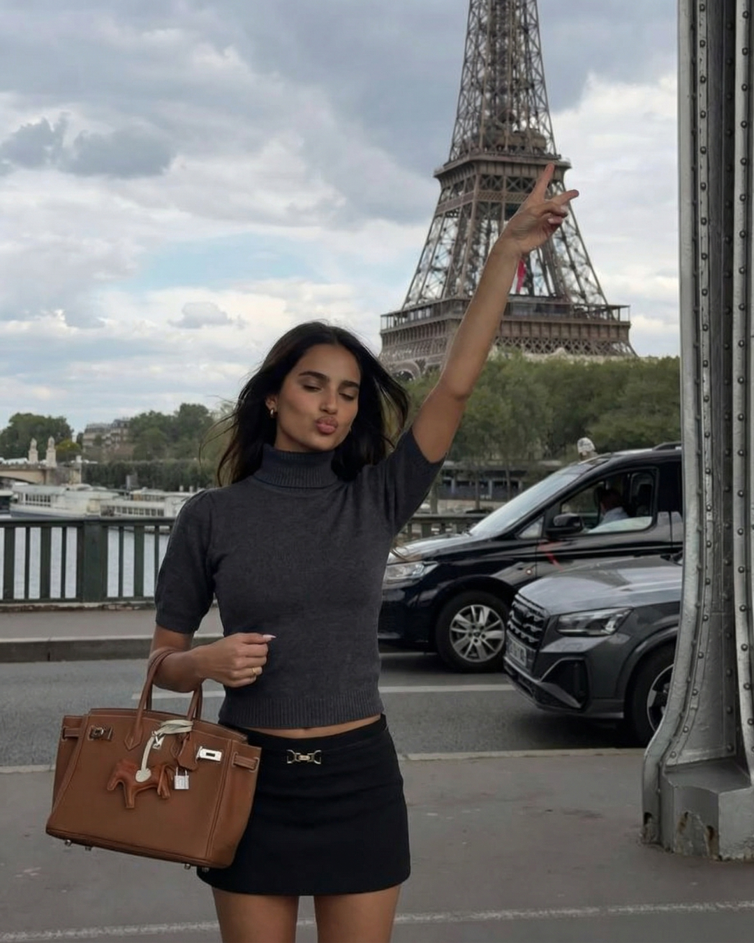 Greta | Knitted Top Grey Turtleneck Short Sleeve Puff Sleeve Fitted