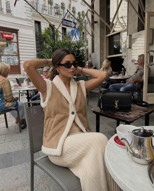 Margot | Sherpa Lined Sleeveless Cardigan Beige Cream Shawl Collar