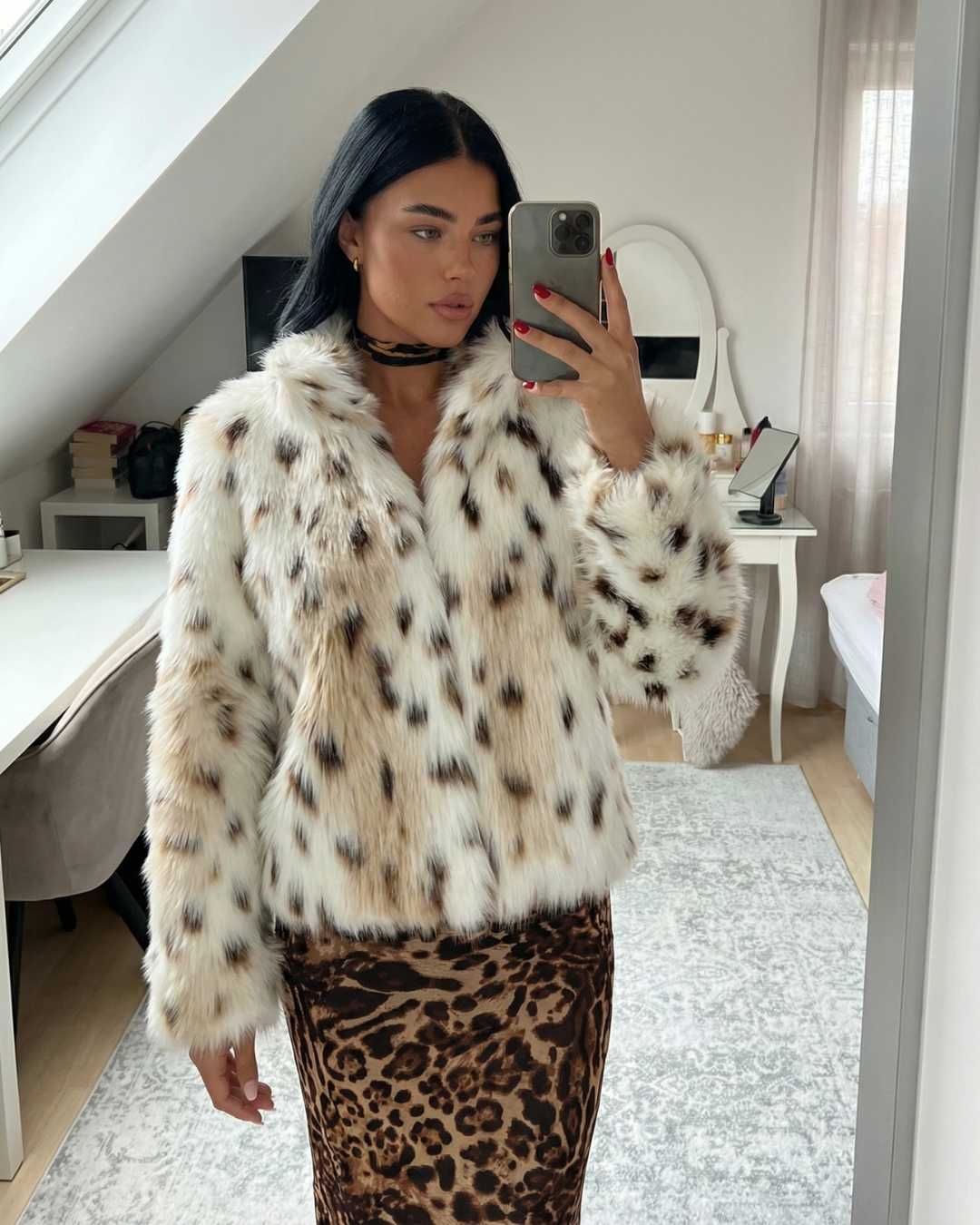 Mila | Elegant Leopard Print Faux Fur Jacket White