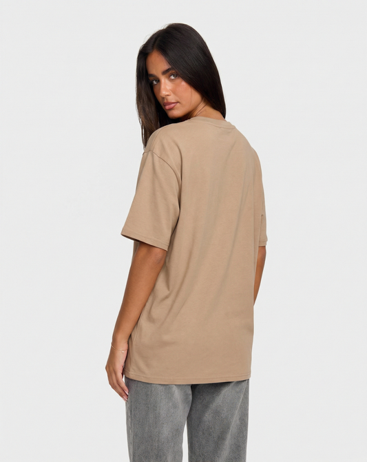 Noa | Casual Oversized Graphic T Shirt Brown