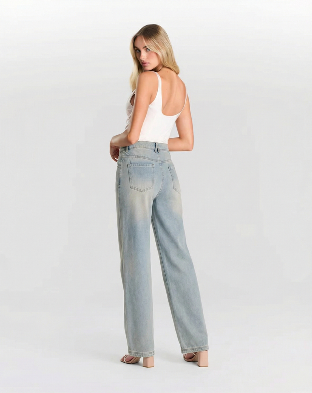 Vera | Wide Leg Light Wash Jeans High Waisted Vintage Faded