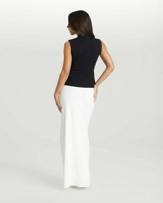 Thea | Sleeveless Fitted Cardigan Black Crew Neck