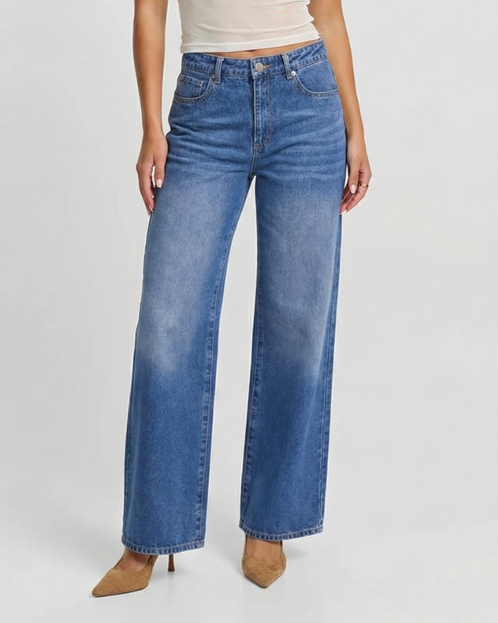 Vera | High Waisted Wide Leg Jeans Blue Relaxed