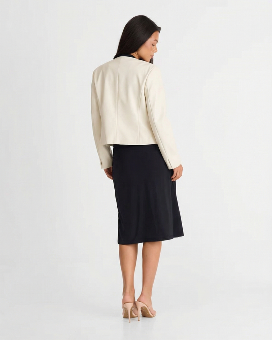 Yara | Elegant Cropped Blazer Beige