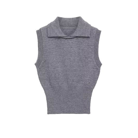 Alma | Knitted Top Grey Sleeveless Collared Crop